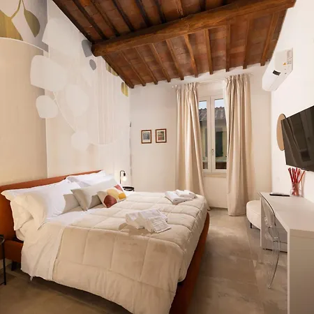 Loggia Senensis * سيينا